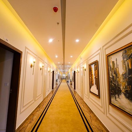 Pavilion Suites - Premium Aparthotel In Bahria Town Равалпинди Екстериор снимка