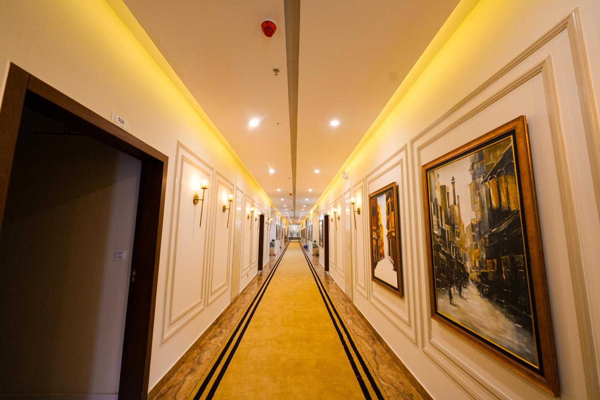 Pavilion Suites - Premium Aparthotel In Bahria Town Равалпинди Екстериор снимка