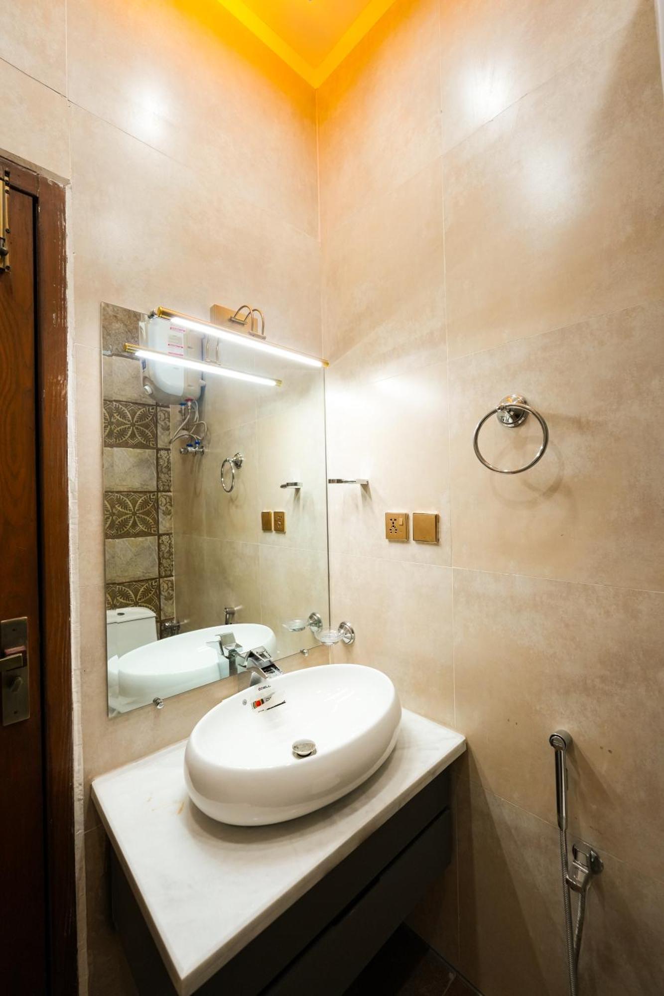 Pavilion Suites - Premium Aparthotel In Bahria Town Равалпинди Екстериор снимка